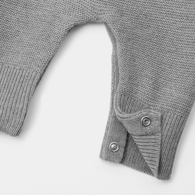 Baby suit in merino wool  Baby suit in merino wool