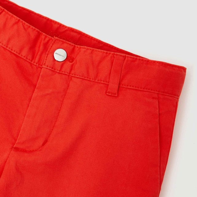 Boy slacks style Bermuda shorts Boy slacks style Bermuda shorts