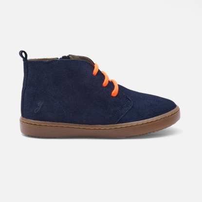 Boy desert boots