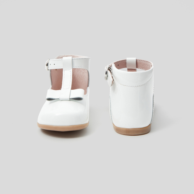 Baby girl leather t-bar shoes Baby girl leather t-bar shoes