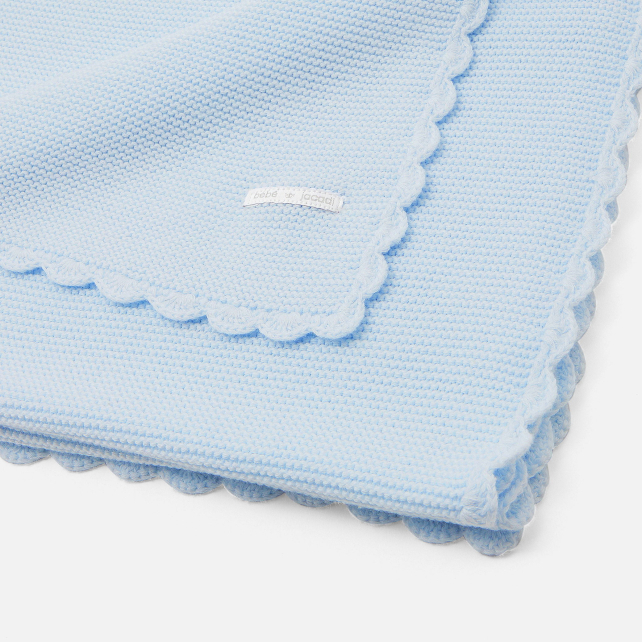Scalloped blanket Scalloped blanket