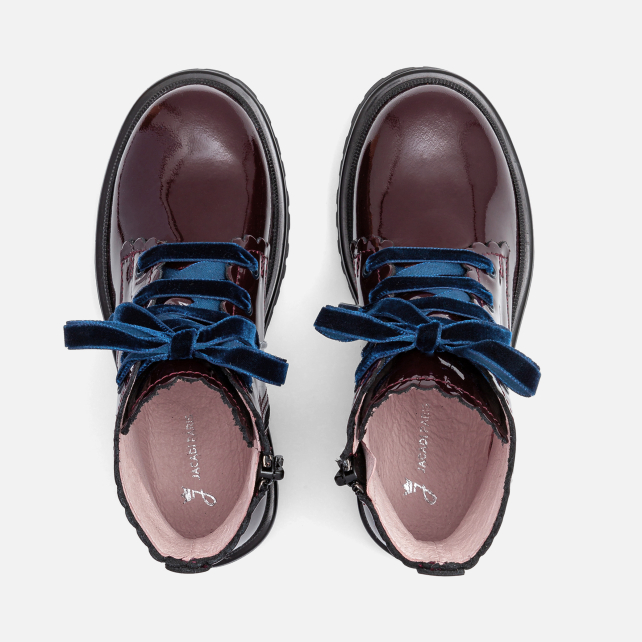 Boots en cuir verni enfant fille Boots en cuir verni enfant fille