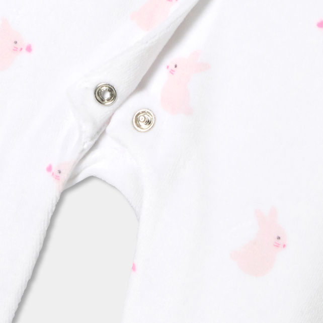 Baby girl velvet pyjamas with bunny pattern Baby girl velvet pyjamas with bunny pattern