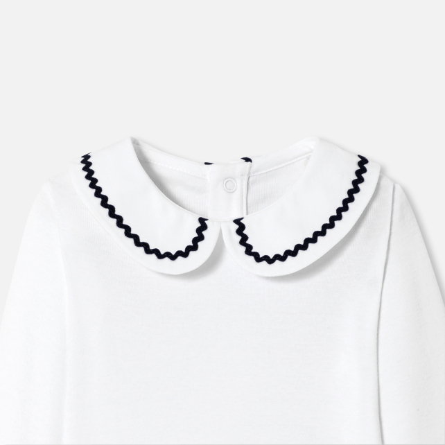 Baby girl bodysuit with fancy collar Baby girl bodysuit with fancy collar
