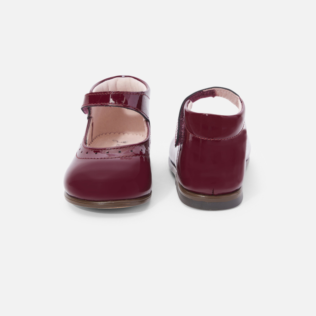 Baby girl patent leather Mary Janes Baby girl patent leather Mary Janes