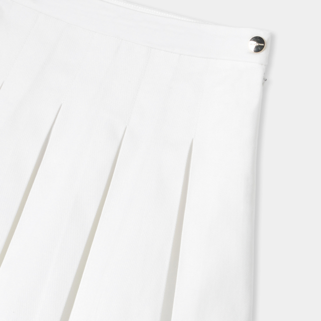 Girl pleated skirt in gabardine Girl pleated skirt in gabardine