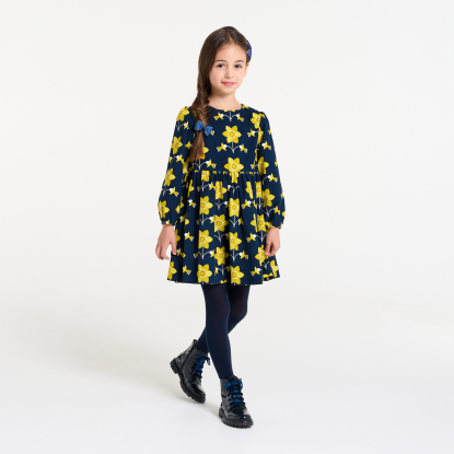 Girl dress in milleraies velvet