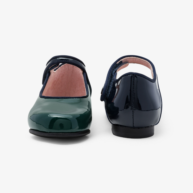 Girl patent leather babies Girl patent leather babies